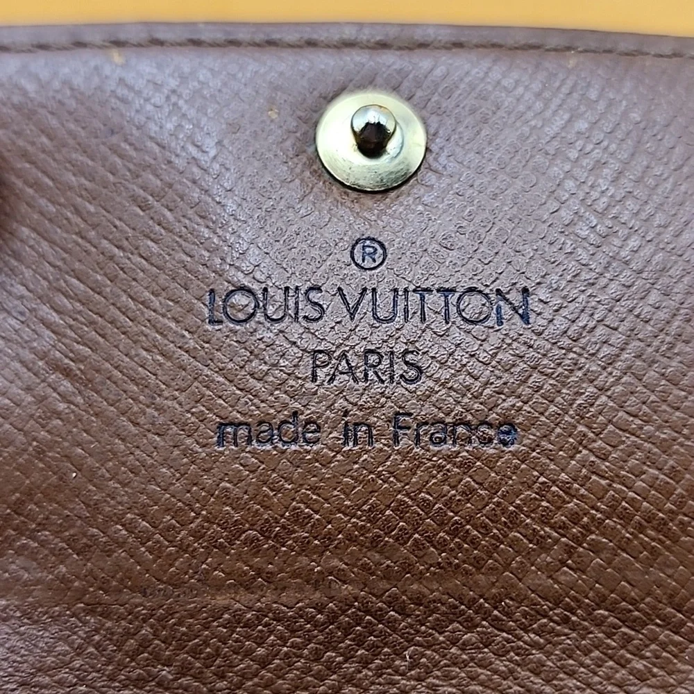 Louis Vuitton Black/Brown Key Holder Wuth Box, Card And Dust bag - Picture 8 of 17